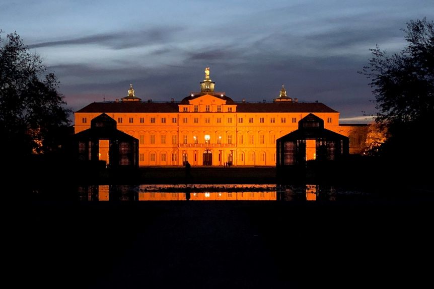 Residenzschloss Rastatt, außen, Schloss bei Nacht