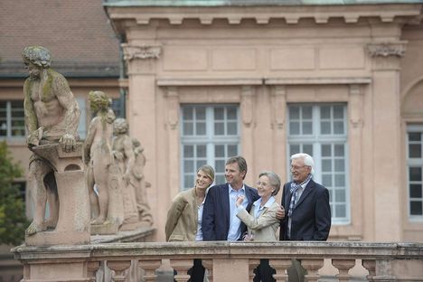 Residenzschloss Rastatt, Besucher auf der Terrasse