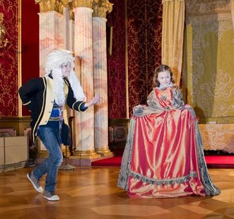 Schüler im Residenzschloss Rastatt