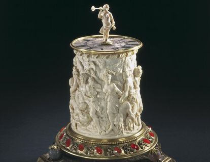 Original table clock with ivory detail by Ignatius Elhafen, 1697