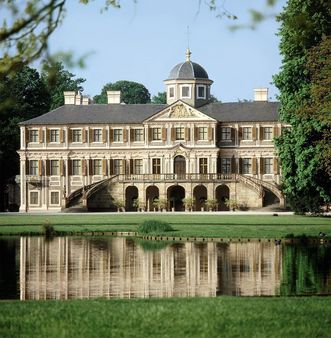 Außenansicht von Schloss Favorite Rastatt