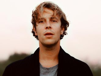 Porträt des Sängers Tom Odell